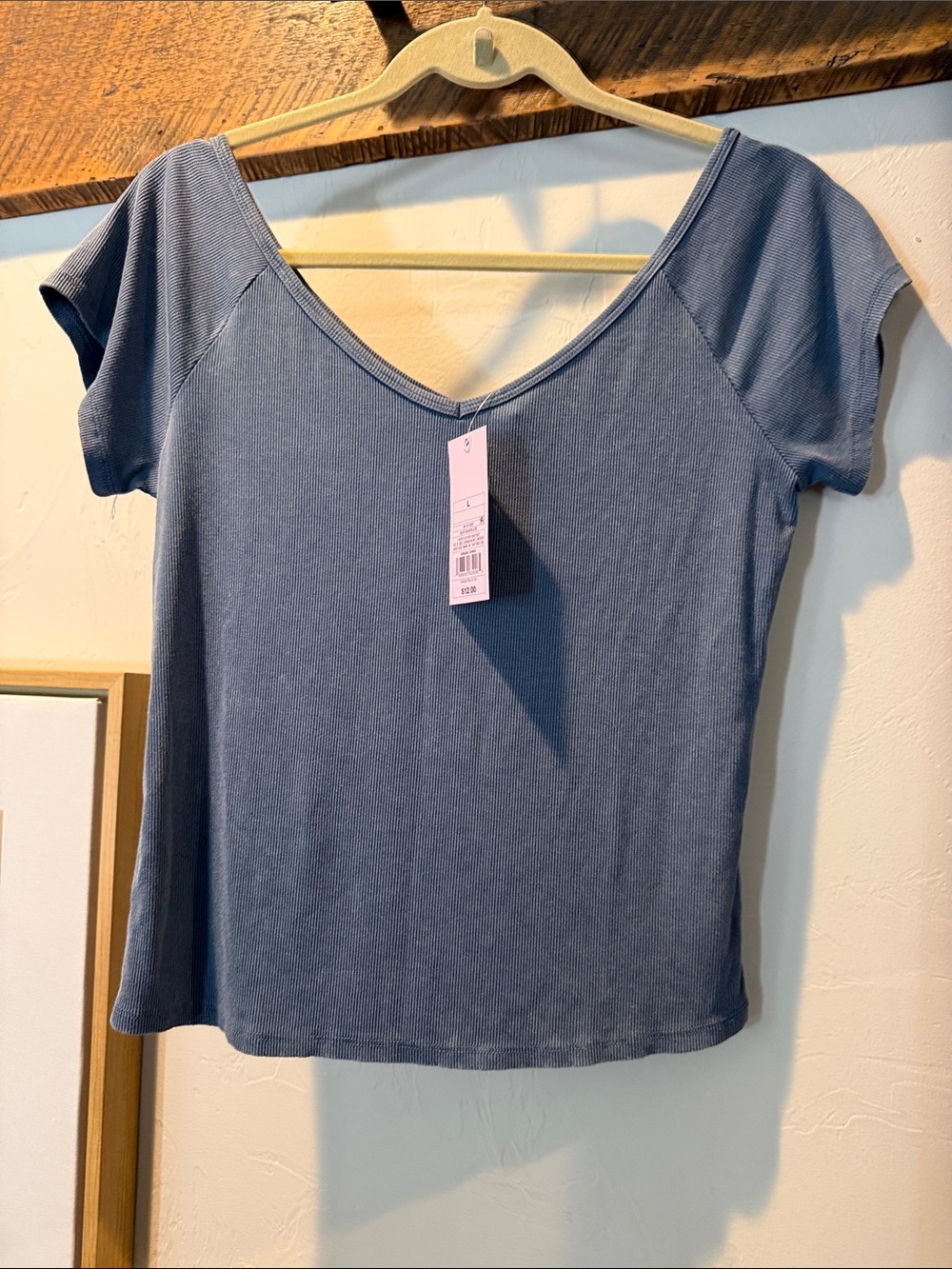 wild fable Short Sleeve V-Neck Ribbed Tee in Dusty Blue